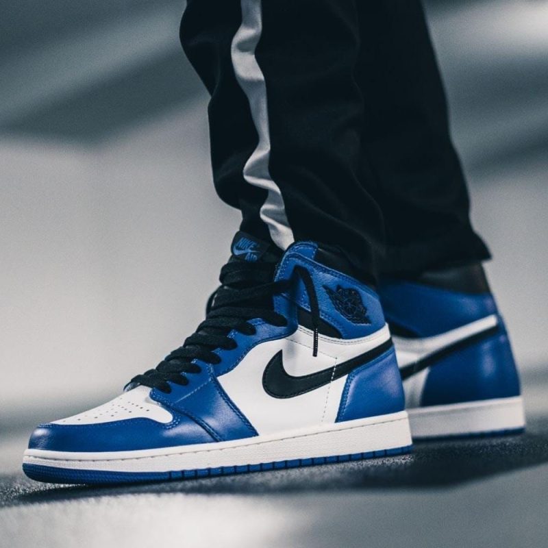 Air Jordan 1 Retro High OG Royal 555088 403 6