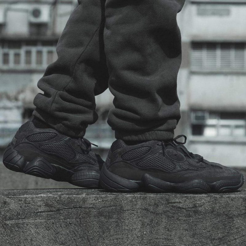 Yeezy 500 F36640 Black 7