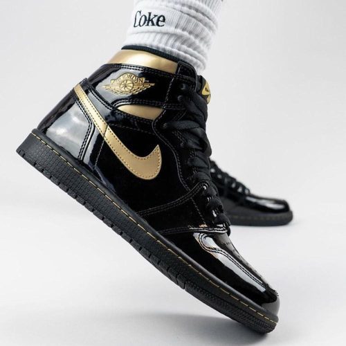 air jordan 1 retro high og black metallic gold 555088 032 7 c4y5ip