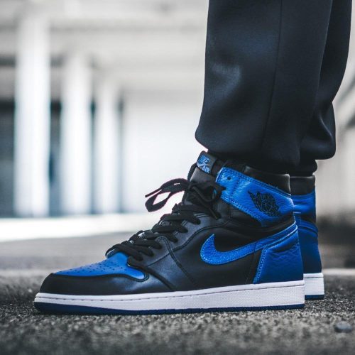 air jordan 1 retro high og black royal white 555088 007 8