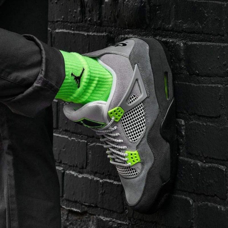 air jordan 4 retro se neon ct5342 007 7