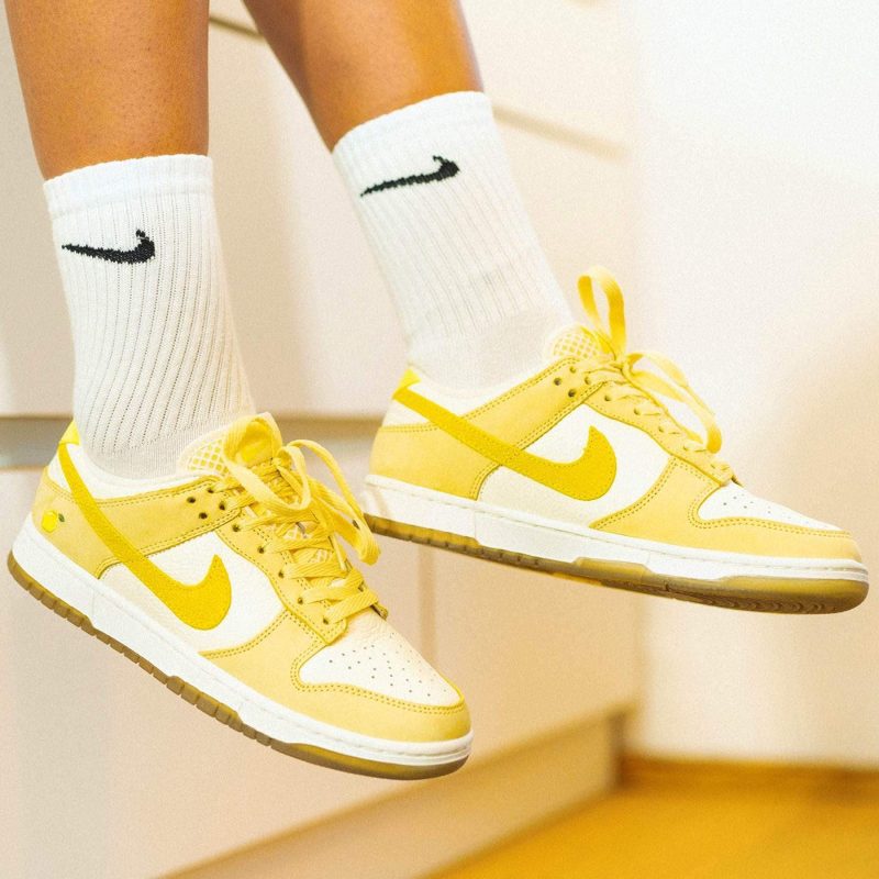 nike dunk low lemon drop w DJ6902 700 6