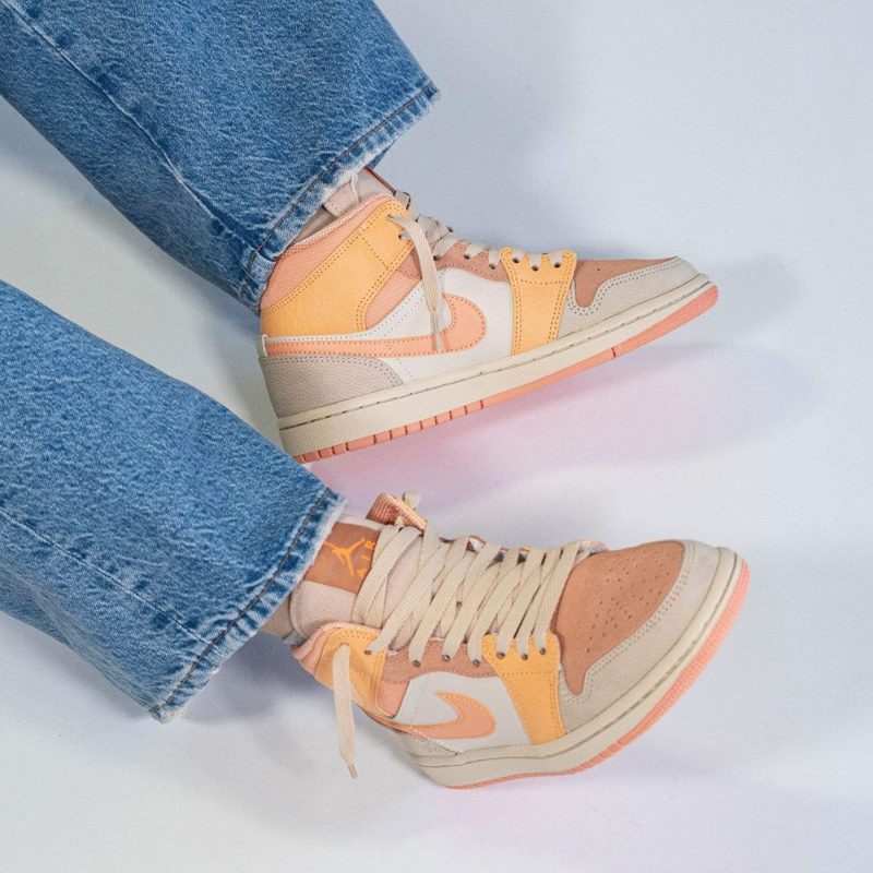 wmns air jordan 1 mid apricot dh4270 800 7 tyuz4j