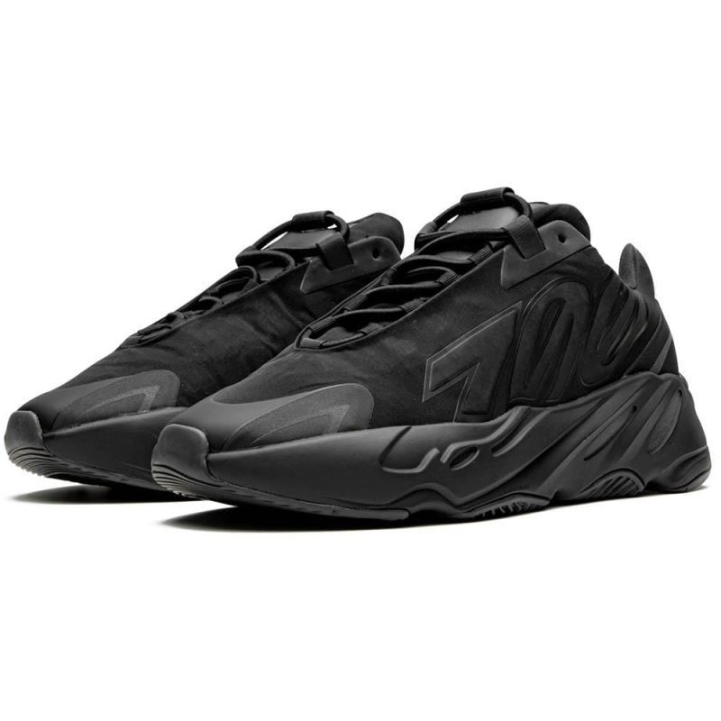 yeezy boost 700 mnvn 3 ykccun